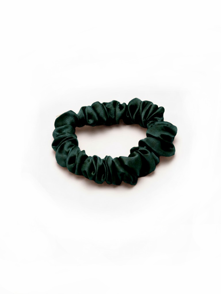 JGM-16 Satynowa gumka do w�os�w frotka scrunchie slim militarna ziele�